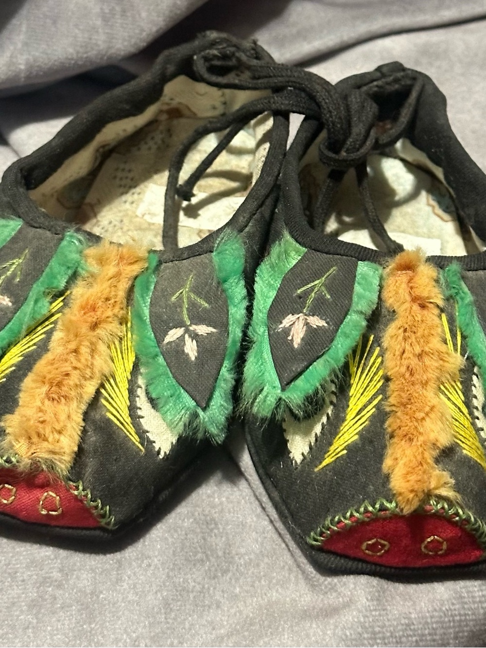 Vintage Chinese Tiger-Head Souvenir Shoes